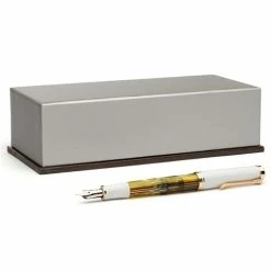 Pelikan - 400 Tortoiseshell Medium Nib Fountain Pen